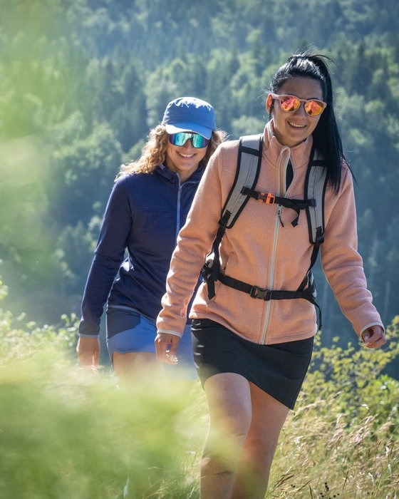 🏔️ À l’intersaison, les températures peuvent vite changer en randonnée, en bivouac ou lors de toutes vos aventures outdoor.

Pour rester au chaud sans compromettre votre confort, misez sur un indispensable de votre équipement : les polaires LHOTSE. ✨

Conçues pour vous offrir une isolation thermique optimale, elles vous accompagnent dans toutes vos sorties, quelles que soient les conditions. 🌲❄️

🔥 Chaleur, confort et liberté de mouvement : le combo idéal pour profiter pleinement de vos activités en pleine nature.

À retrouver dès maintenant sur notre site internet (lien en bio) !

#polaire #outdoor #equipememt #misaison #lhotse