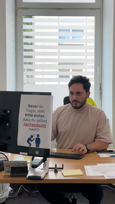Büro-Reel: „Hab dann nicht gefragt“