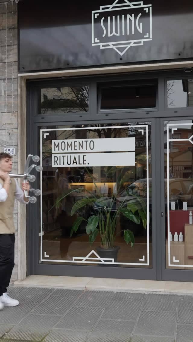 È l’ora del tuo Momento Rituale ✨

Noi ci stiamo preparando,
strumenti (più o me
