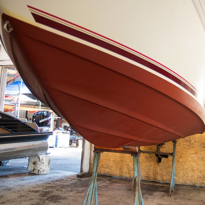 The bottom of your boat could look this good!
Bottom hull painting offered at Sun Life Marinas Torch River.
A shout out to our marine technician Joe, for a job well done!